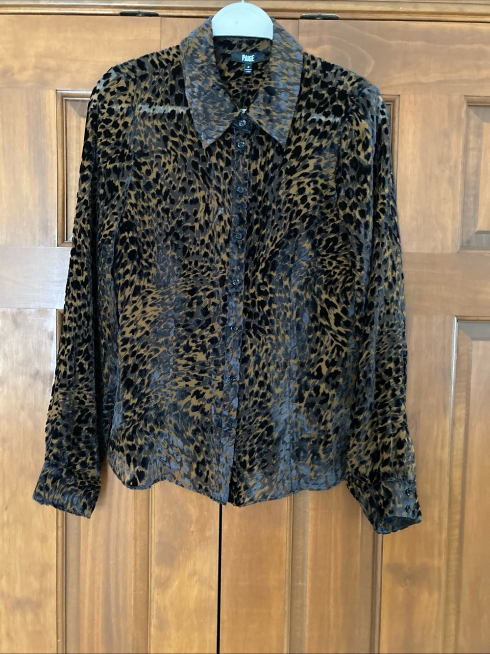 NWT PAIGE Leopard Print sheer Button-Down Desano blouse shirt Womens size 4